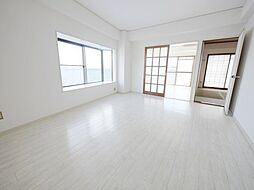 ロイヤルタウン下九沢 3階3LDKのリビング/ダイニング