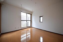 ラ・グランデ 2階1Kのリビング/ダイニング