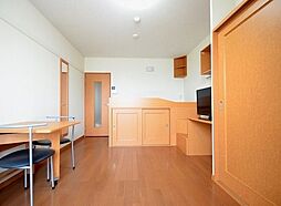 京王高尾線 狭間駅 バス24分 上野原下車 徒歩4分の賃貸アパート 2階1Kのリビング/ダイニング