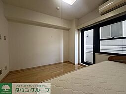 Ｑｕｅｅｎｓ　Ａｃａｄｅｍｉａ 6階1Kのリビング/ダイニング