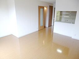 ヴィラージュII 2階2SLDKのリビング/ダイニング