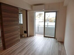 メゾンカルム市谷仲之町 00106 1階1LDKのリビング/ダイニング