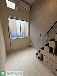 レジデンス・イン初台 106 1階ワンルームのリビング/ダイニング