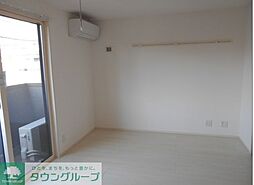 コンフォール 201 2階1Kのリビング/ダイニング