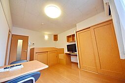 レオパレスＫＡＺＵ 101 1階1Kのリビング/ダイニング