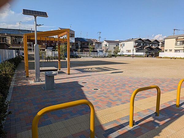 別の徒歩5分の公園