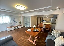 ストークマンション目黒 3LDKのリビング/ダイニング