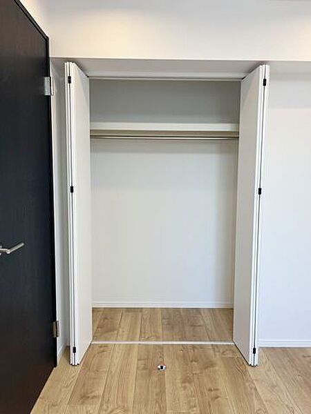 各部屋に完備の収納部分