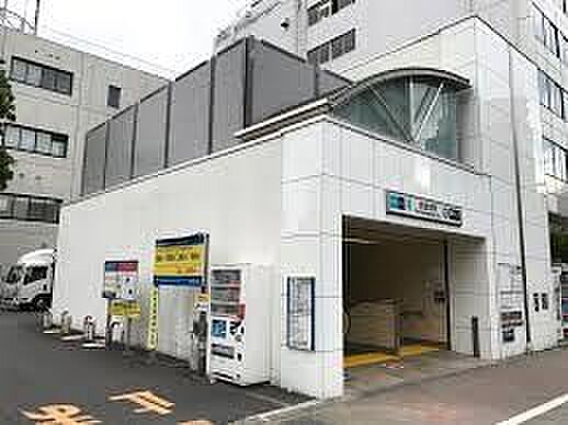 白金台駅(都営地下鉄 三田線) 徒歩19分。 1510m