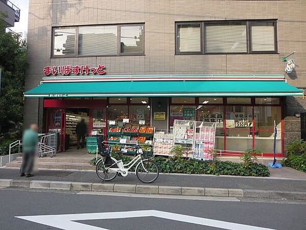 まいばすけっと南麻布古川橋店 徒歩5分。 350m