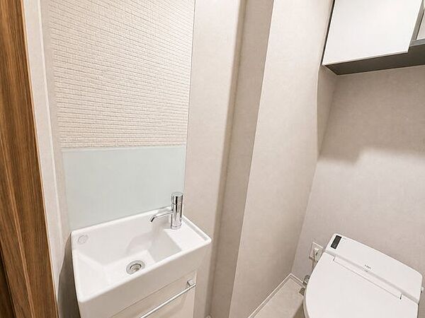 トイレ洗面台