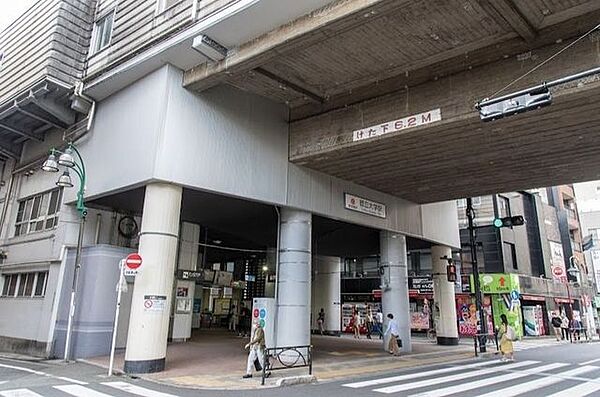徒歩15分。都立大学駅(東急 東横線)まで徒歩19分。ビッグターミナル駅「渋谷」から人気エリア「代官山」「中目黒」「自由が丘」などなど、一本でいけるホットな沿線です。 1190m