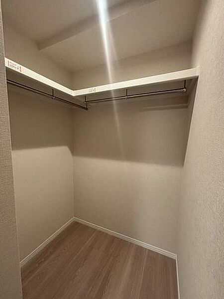 7.9畳のお部屋のWIC♪