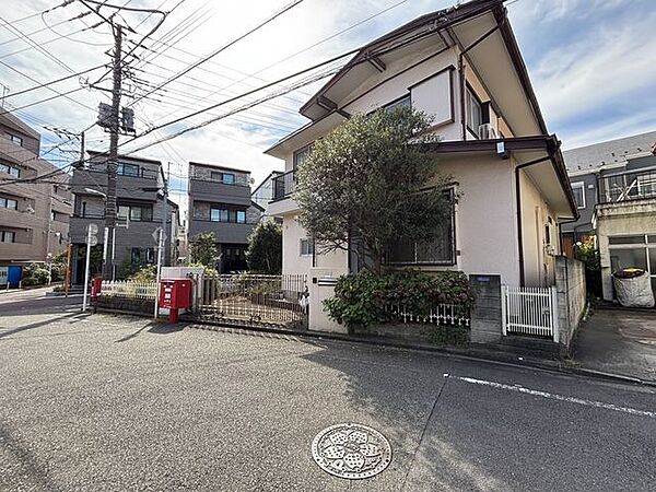 現地外観写真閑静な住宅街に佇む好立地物件☆ボリュームのある建物の建築が可能です♪