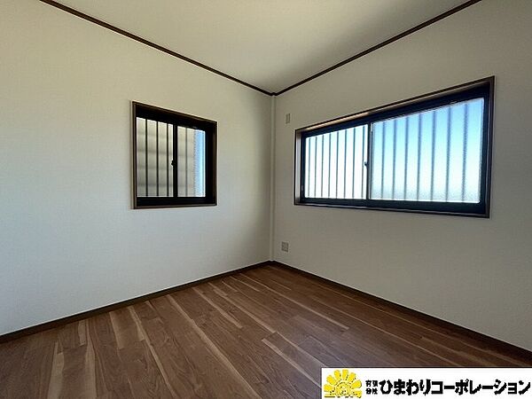 西側には遮蔽物がなく明るいお部屋です☆