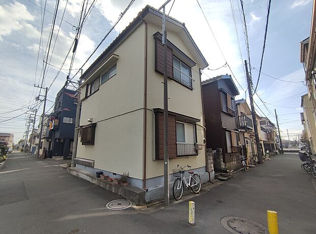 都営新宿線「一之江」駅より徒歩9分の閑静な住宅地。開放感ある立地です。