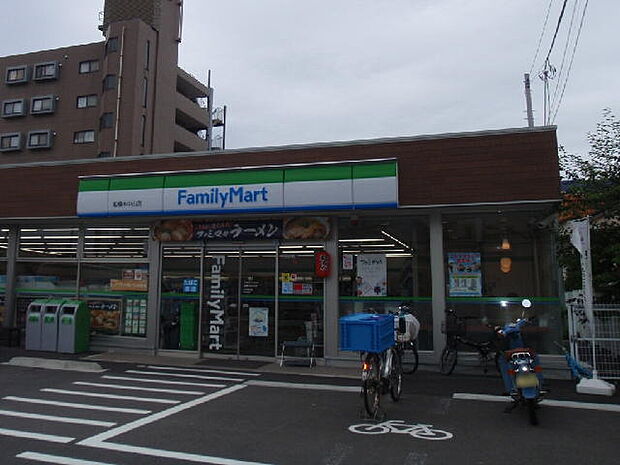 ファミリーマート船橋本中山店（232m）