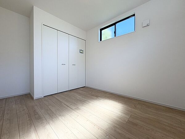 洋室を拡大表示
