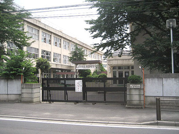 鎌ケ谷中学校(395m)