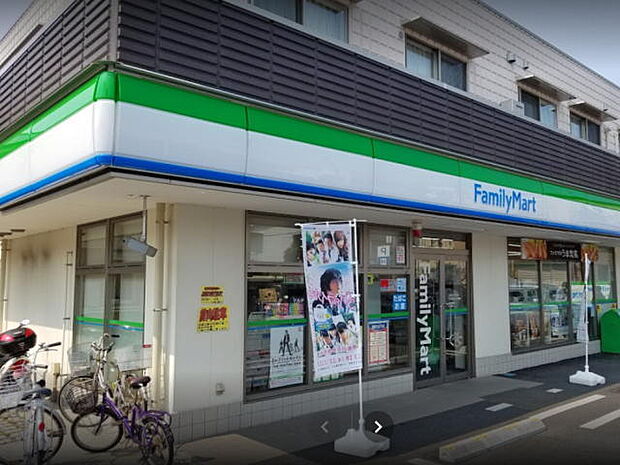 ファミリーマート市川曽谷一丁目店(599m)