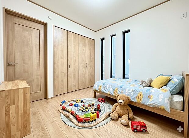 広すぎないスペース。 お子様のお部屋や書斎など、新居での生活の夢が膨らみますね！ ※家具はイメージです。