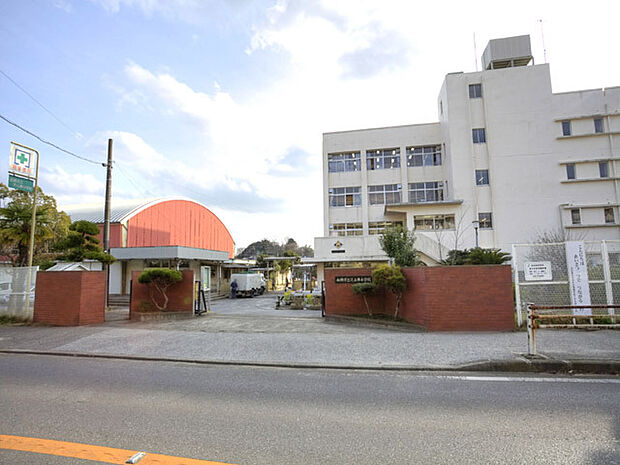 芝山東小学校（658m）