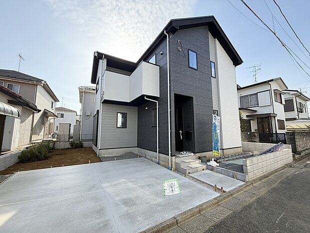 とってもお洒落な建物です! スタイリッシュでモダンな外観に仕上がりました!