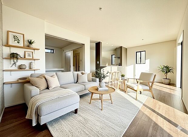 休日はお陽さまの光がたっぷり差し込むぽかぽかリビングで過ごしませんか？ ※家具はイメージです。