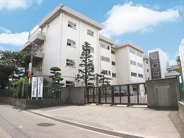 市川第八中学校（358m）