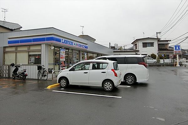ローソン・スリーエフ　市川曽谷八丁目店（689m）