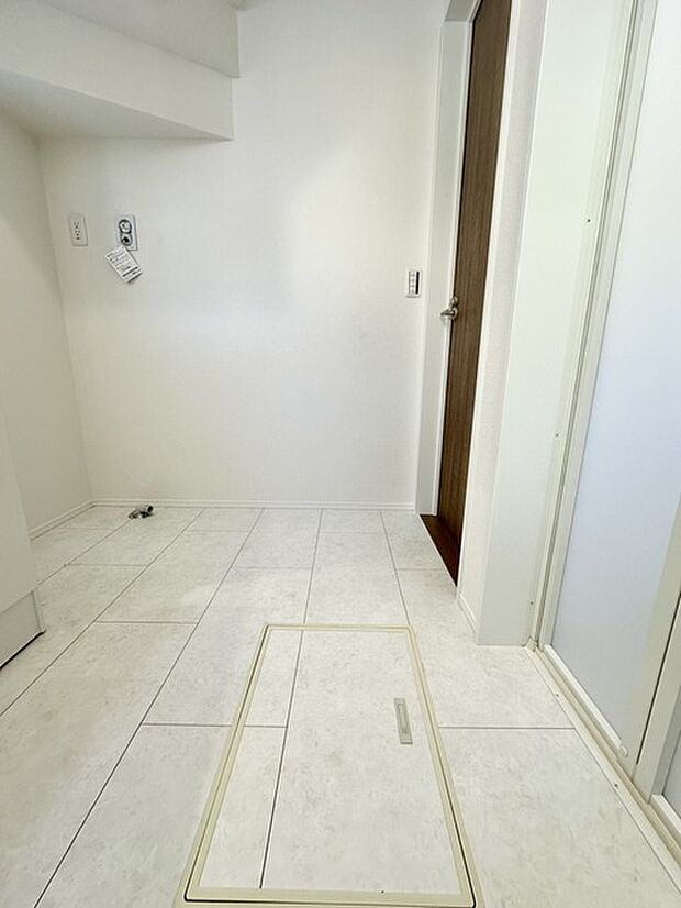 普段は人目につかないスペースにもこだわりを。 使用頻度の高い場所だからこそ便利な空間に。多人数での使用も考えた便利な空間です。