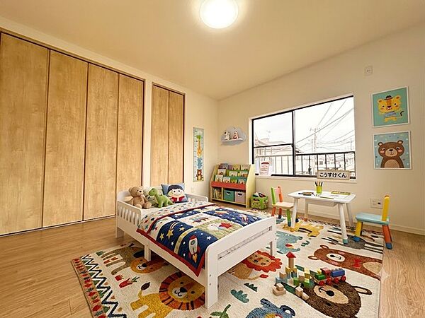 広すぎないスペース。 お子様のお部屋や書斎など、新居での生活の夢が膨らみますね！ ※家具はイメージです