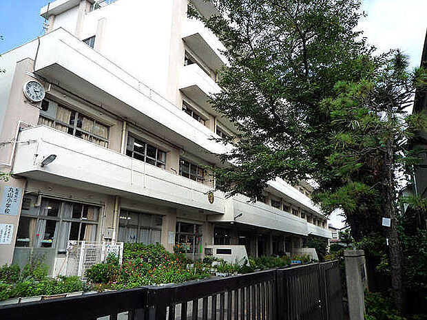 丸山小学校（850m）