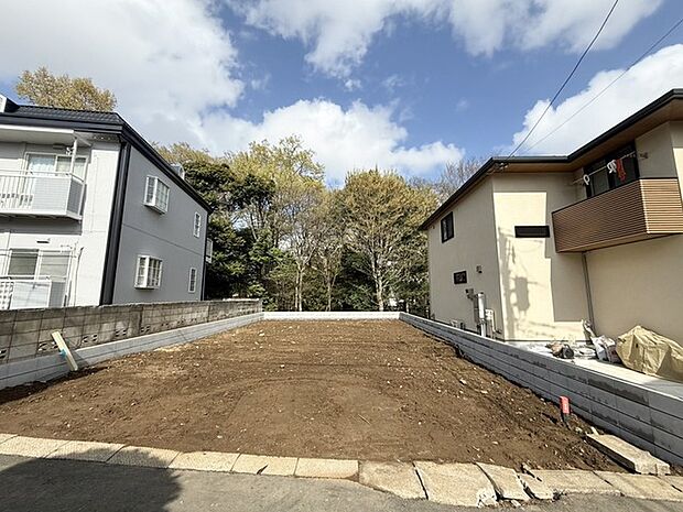 販売現地 現況更地です!