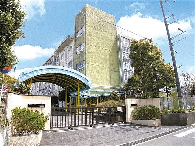 稲越小学校(850m)