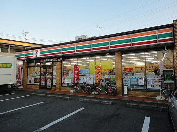 セブンイレブン松戸三矢小台店（770m）