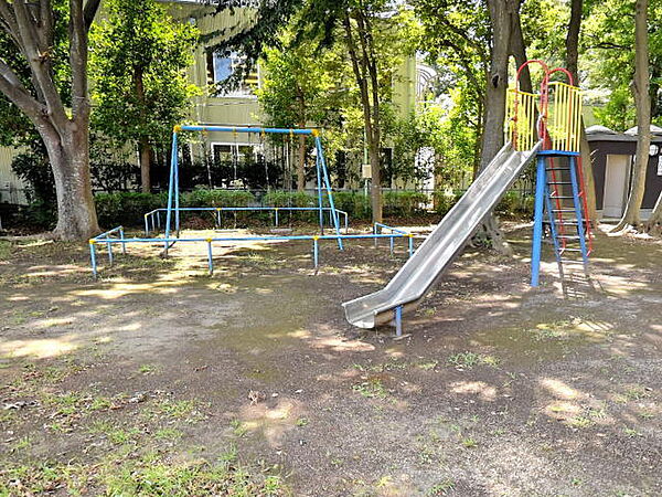 矢切ヶ丘公園（512m）