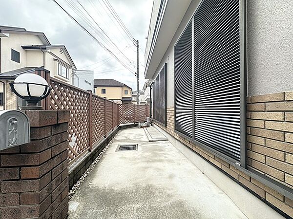 広～いお庭も付いてます！ 夢の庭付き一戸建て住宅を実現させてください！