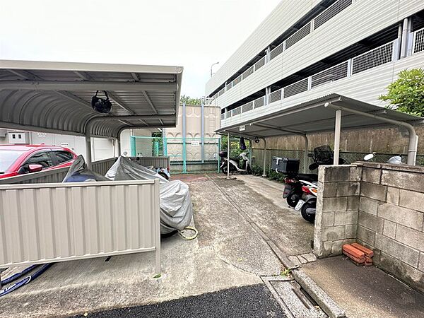 バイク置場