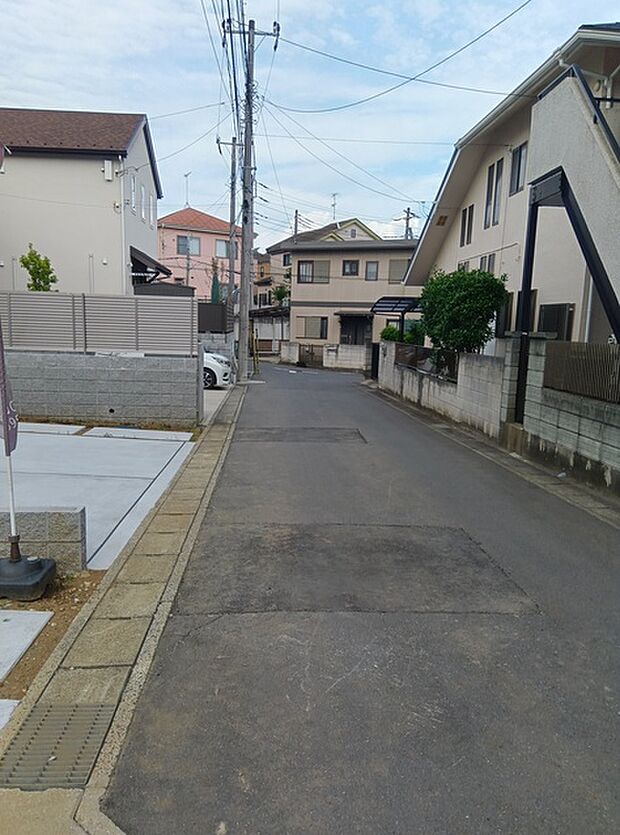 前面道路です。
