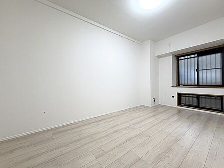 寝室は明るい空間となっています!子供部屋にも良さそうですね!