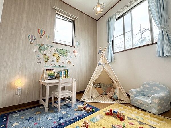 広すぎないスペース。 お子様のお部屋や書斎など、新居での生活の夢が膨らみますね！ ※画像は一部AIで加工しています。