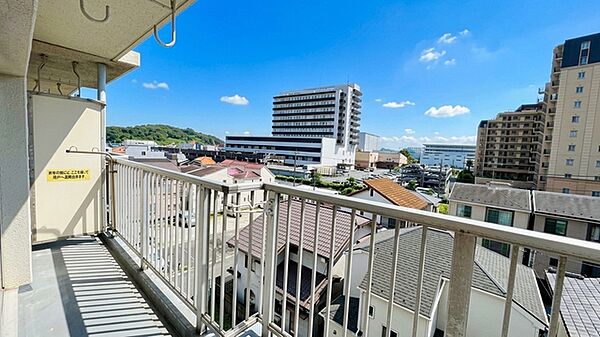 バルコニーは、ワイド仕様！洗濯物を干すのも作業がしやすいです！
