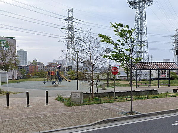北本町森のシティさくら公園（180m）