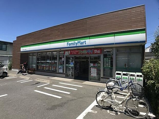 ファミリーマート市川北方二丁目店(514m)
