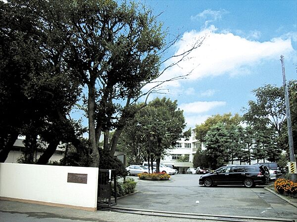 葛飾中学校（1800m）