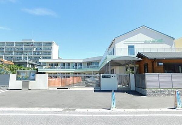 鬼高幼稚園（幼保連携型認定こども園）455ｍ