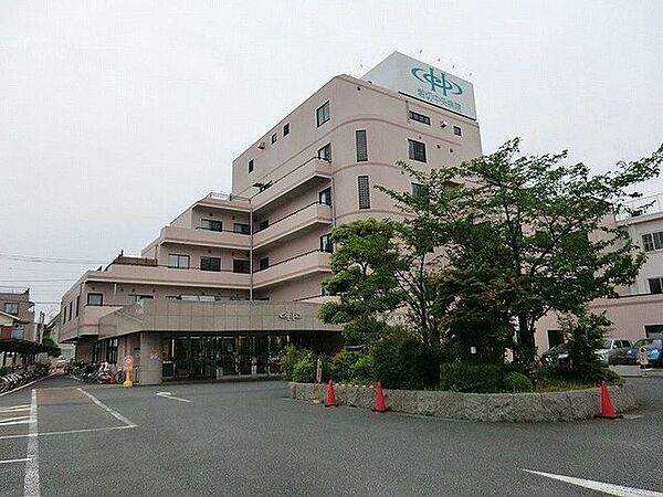 慈光会堀切中央病院 徒歩11分。 860m