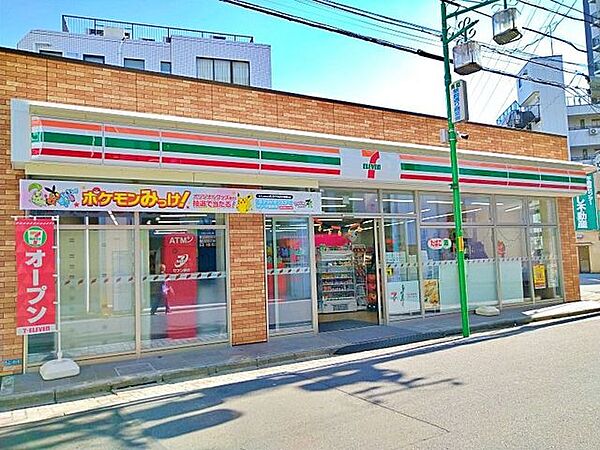 セブンイレブン青砥駅前店 徒歩3分。 220m