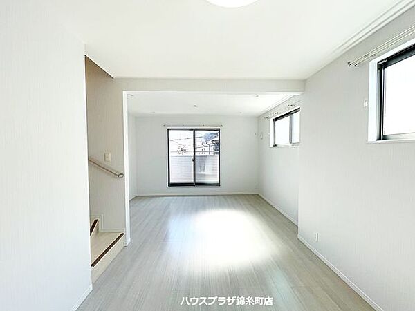 【リビング】